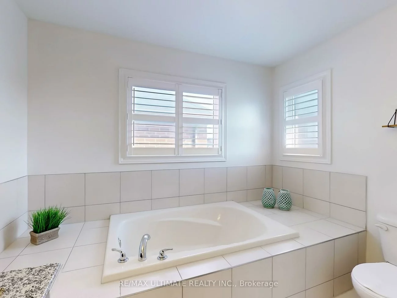 2029, Webster, Alcona, Innisfil
