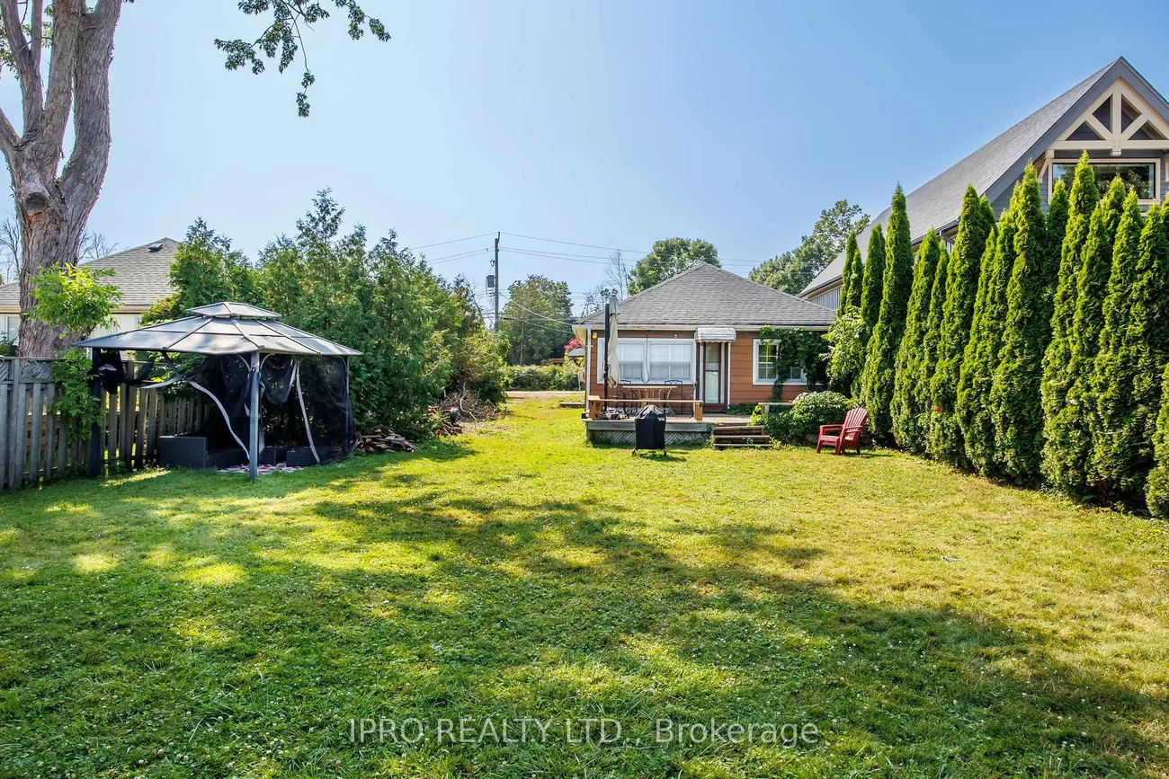 1557, Houston, Rural Innisfil, Innisfil