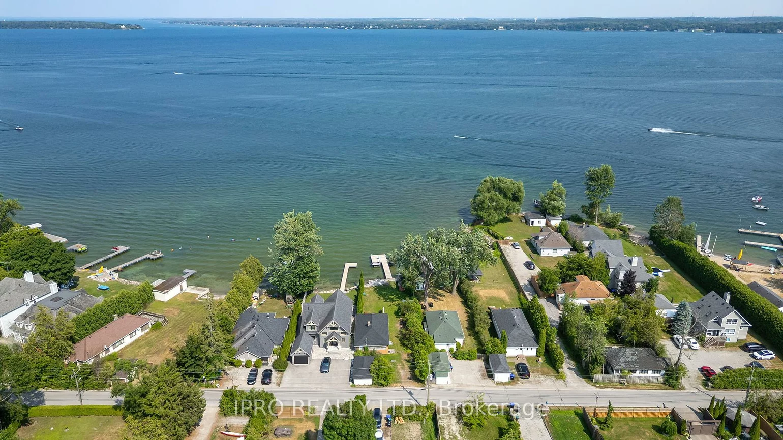 1557, Houston, Rural Innisfil, Innisfil