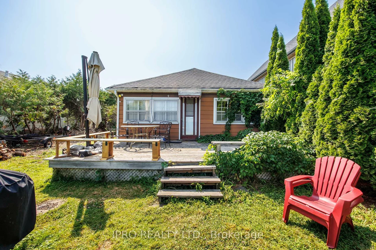 1557, Houston, Rural Innisfil, Innisfil