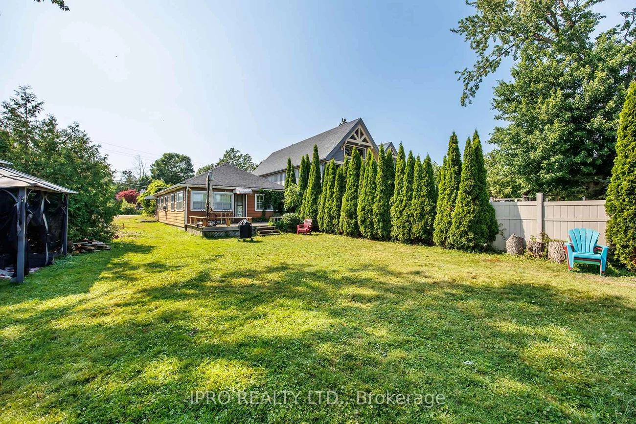 1557, Houston, Rural Innisfil, Innisfil