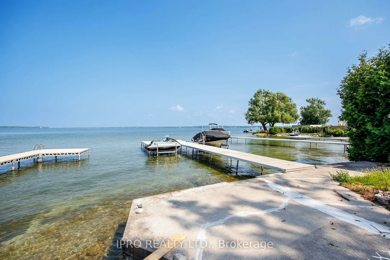 1557, Houston, Rural Innisfil, Innisfil