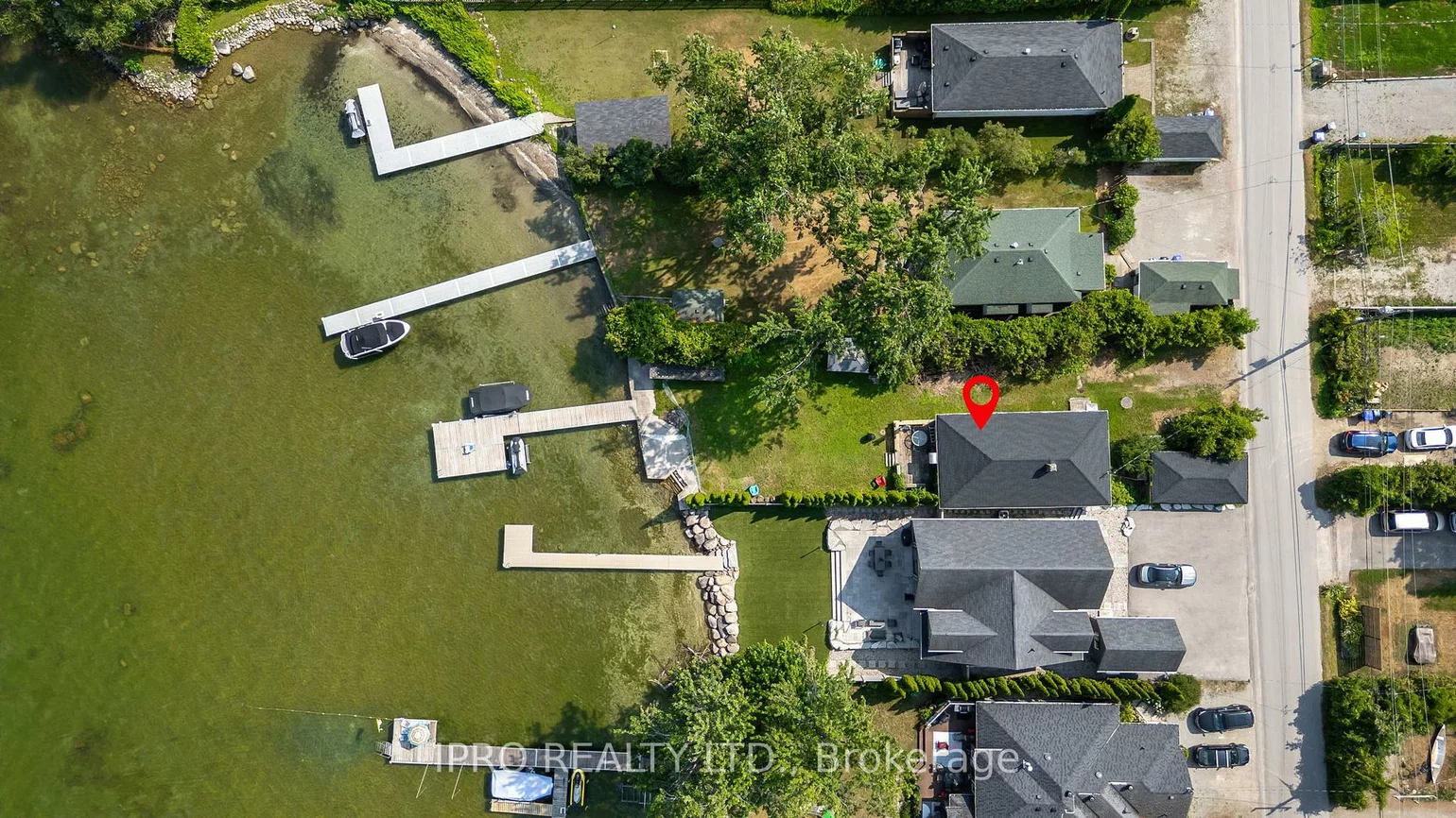 1557, Houston, Rural Innisfil, Innisfil