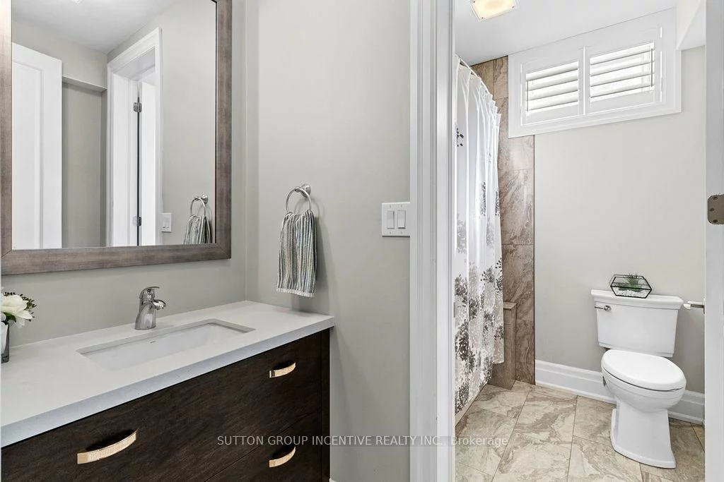 327, Sunnybrae, Stroud, Innisfil