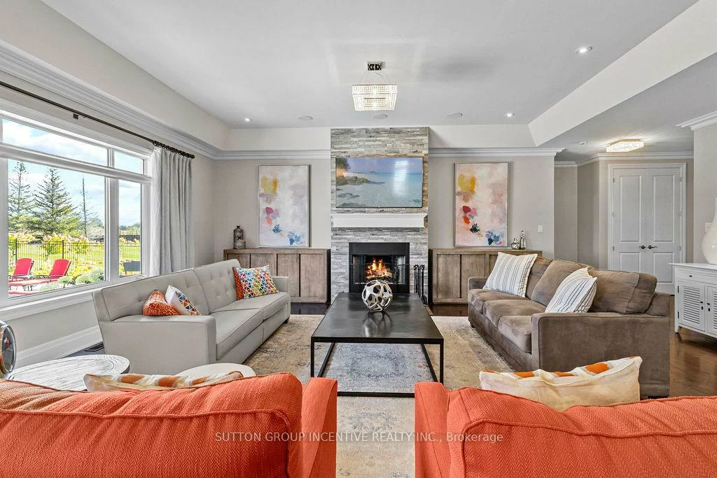 327, Sunnybrae, Stroud, Innisfil