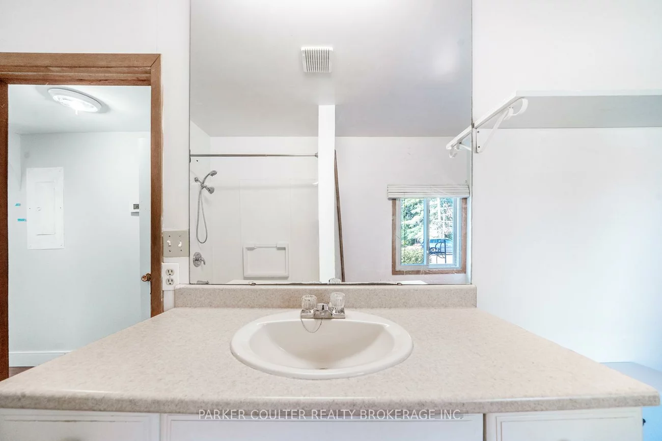939, Clifton, Alcona, Innisfil
