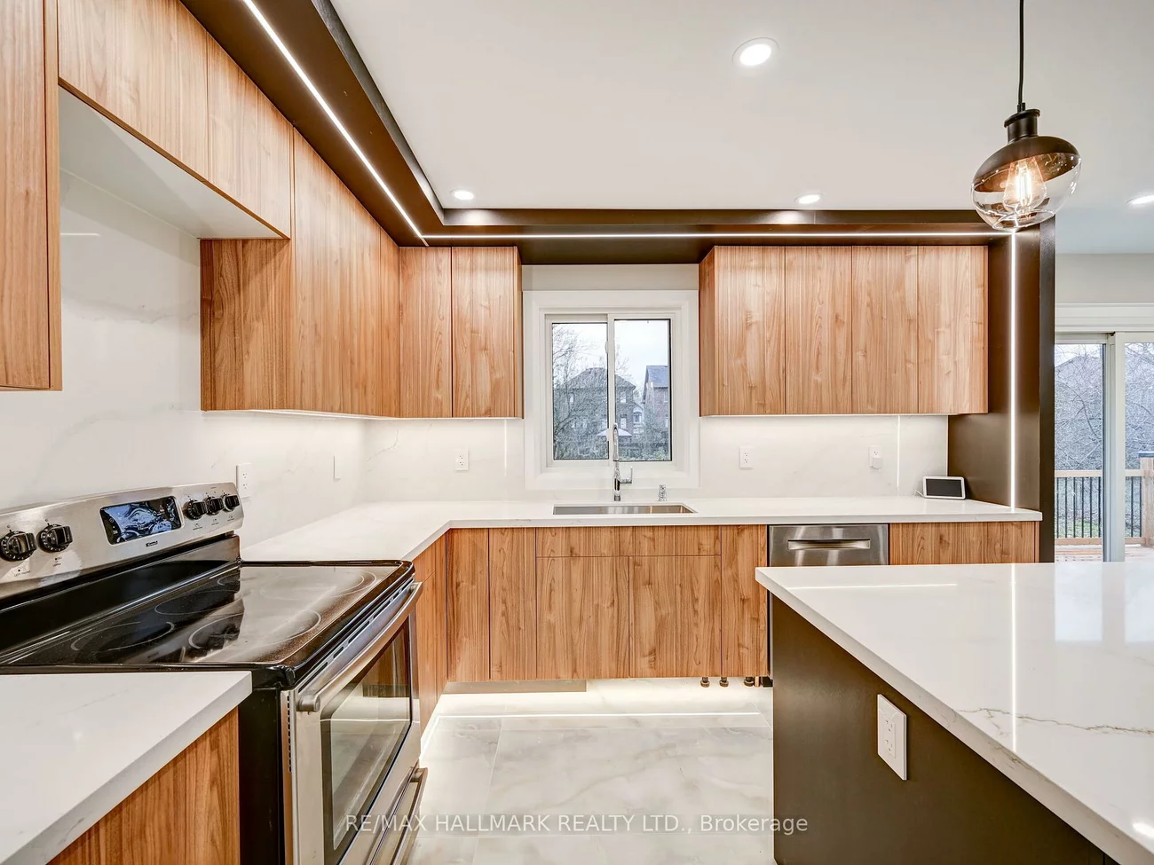 1046, Lebanon, Alcona, Innisfil