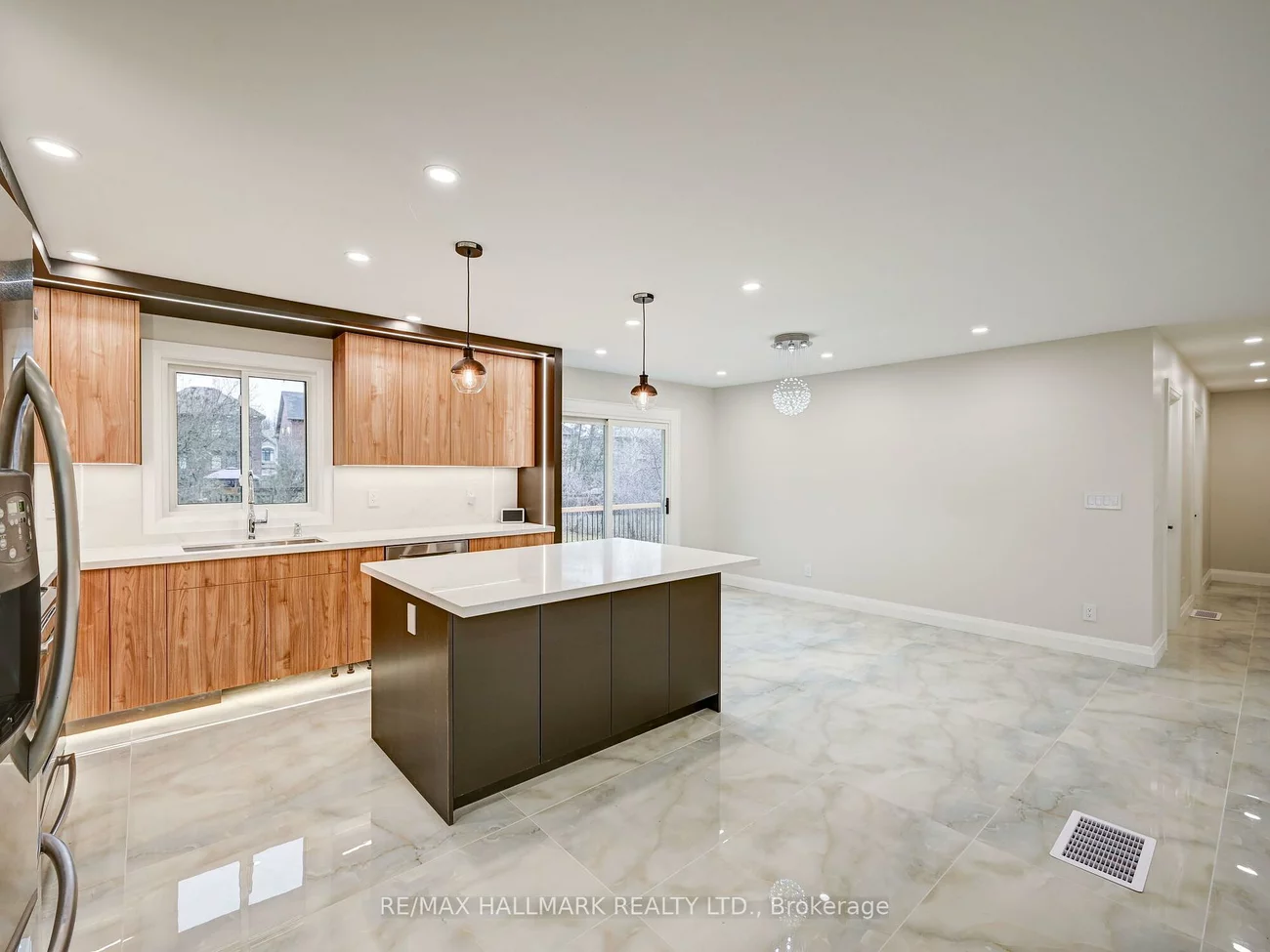 1046, Lebanon, Alcona, Innisfil
