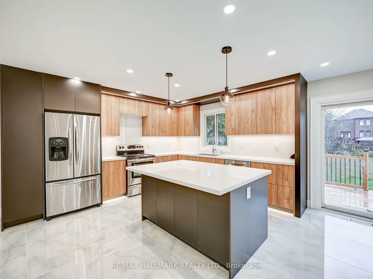 1046, Lebanon, Alcona, Innisfil
