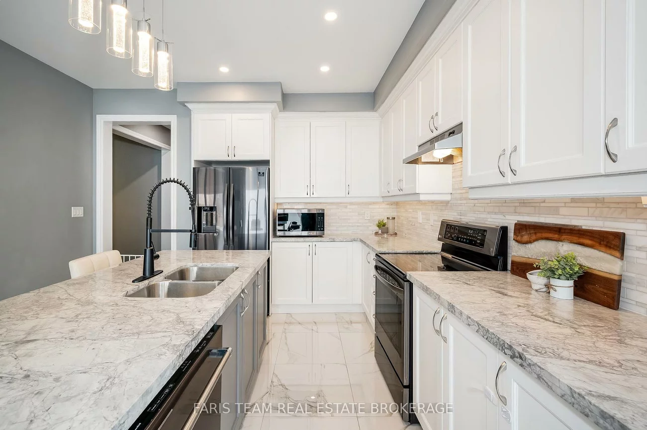 1464, Farrow, Rural Innisfil, Innisfil