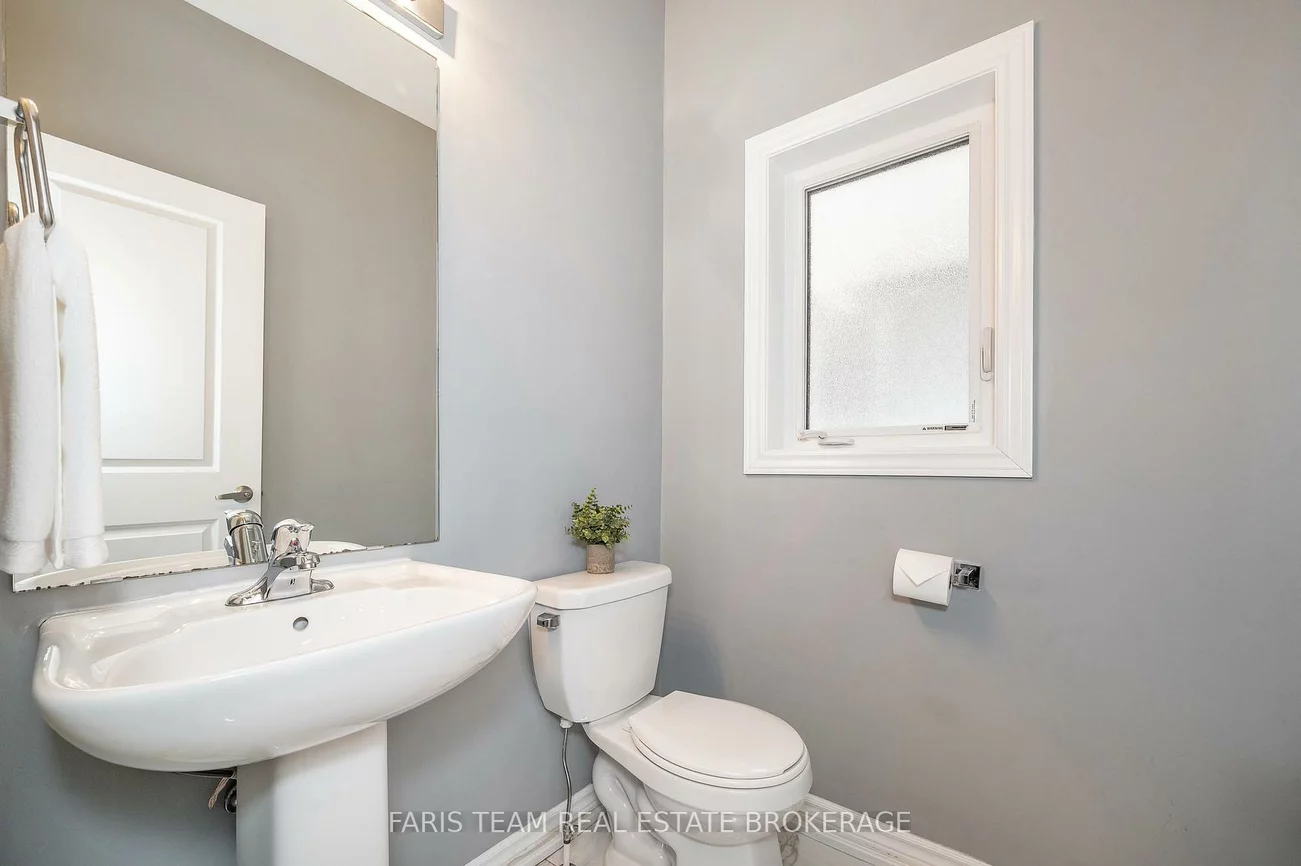 1464, Farrow, Rural Innisfil, Innisfil