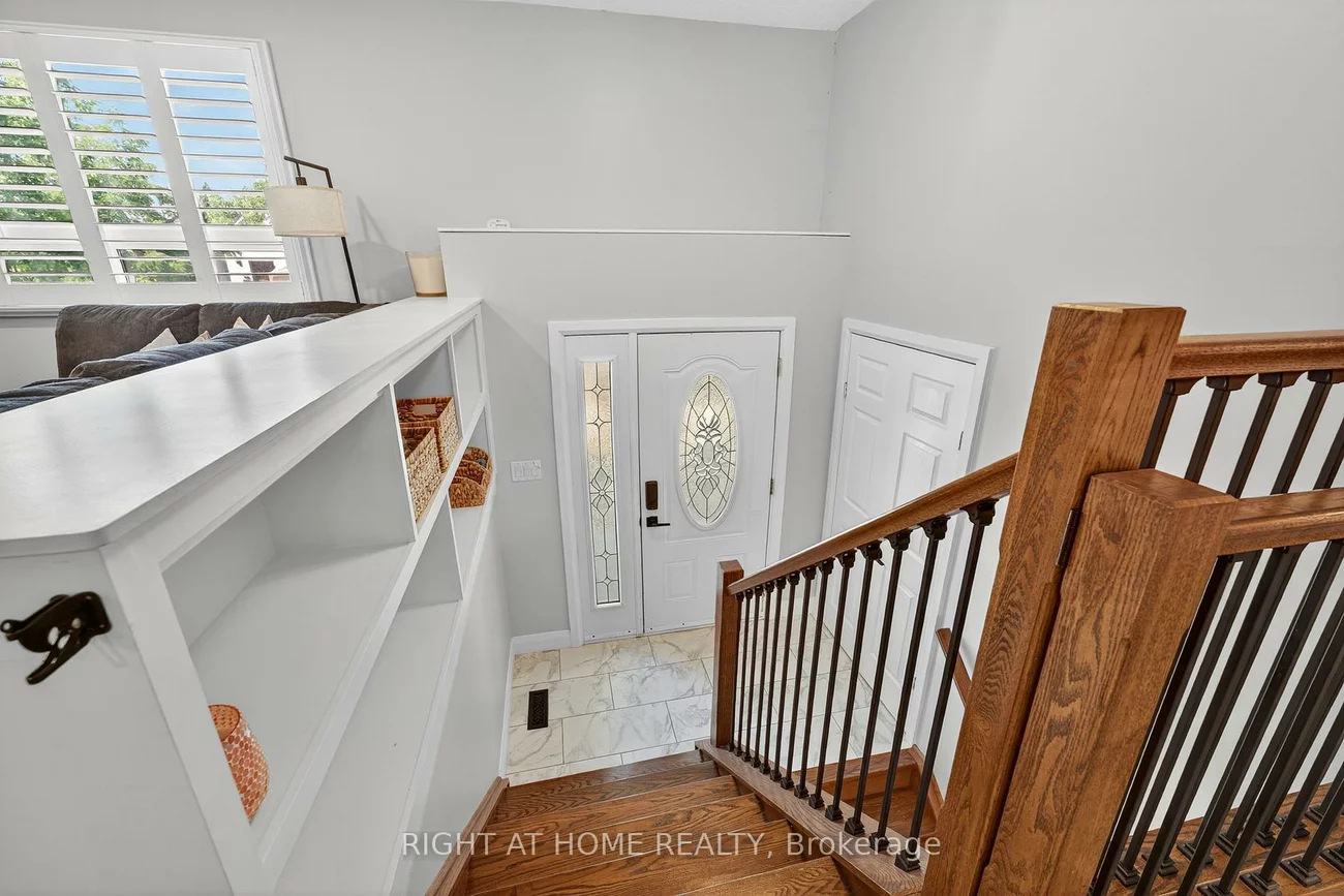 2220, Richardson, Stroud, Innisfil