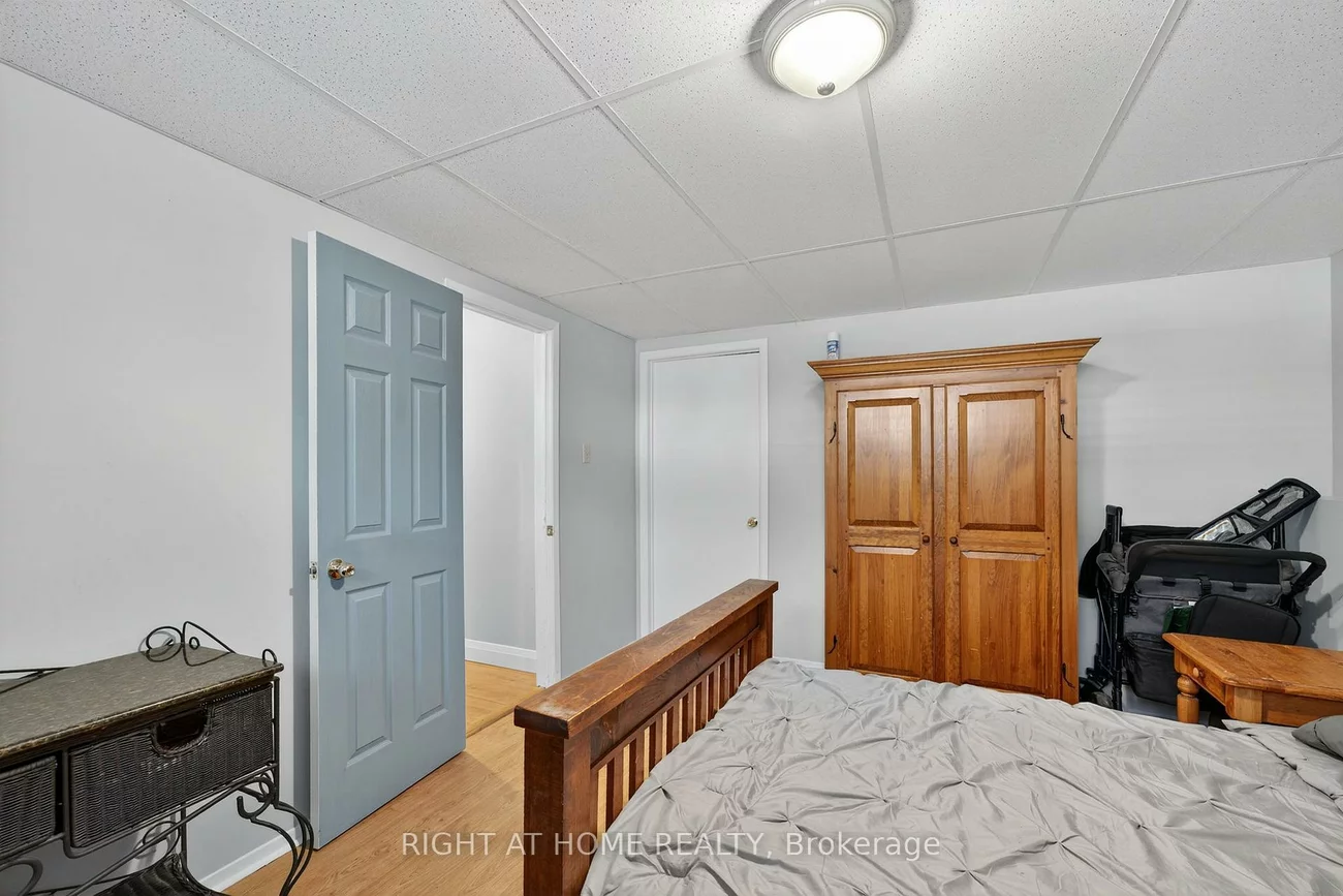 2220, Richardson, Stroud, Innisfil