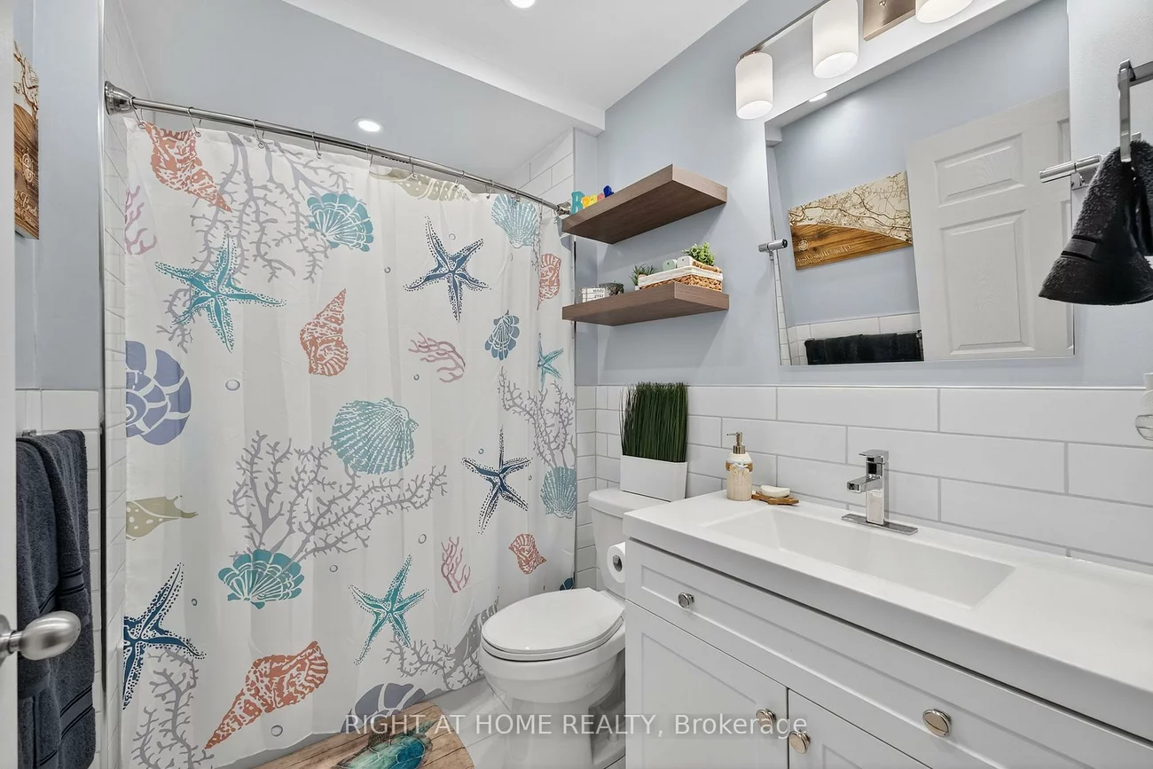 2220, Richardson, Stroud, Innisfil