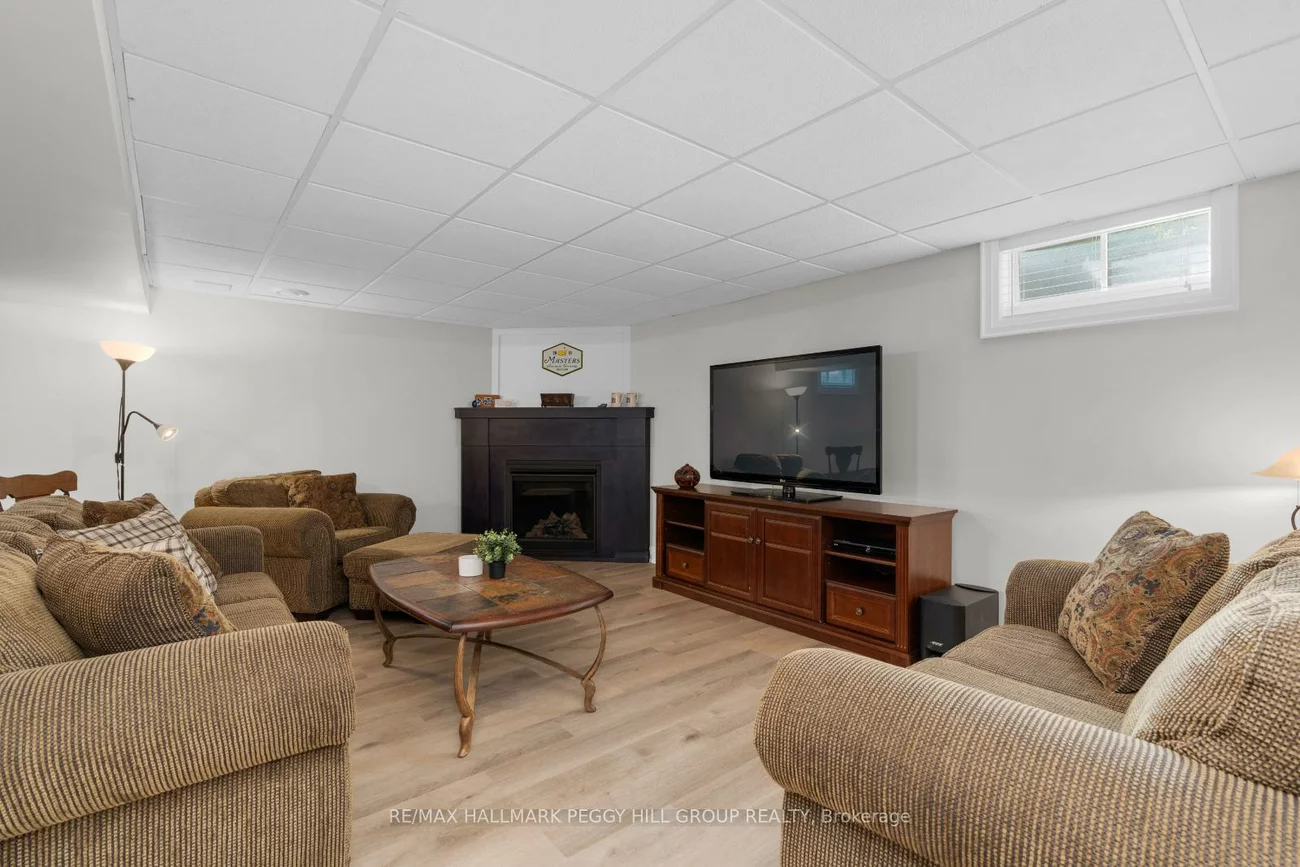 2235, Meadowland, Churchill, Innisfil