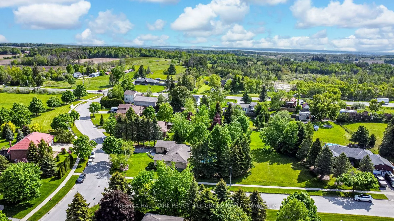 2235, Meadowland, Churchill, Innisfil