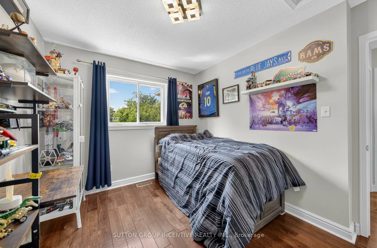 1301, Forest, Alcona, Innisfil