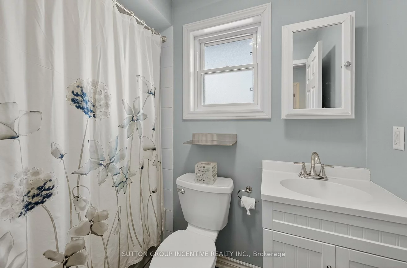 1301, Forest, Alcona, Innisfil