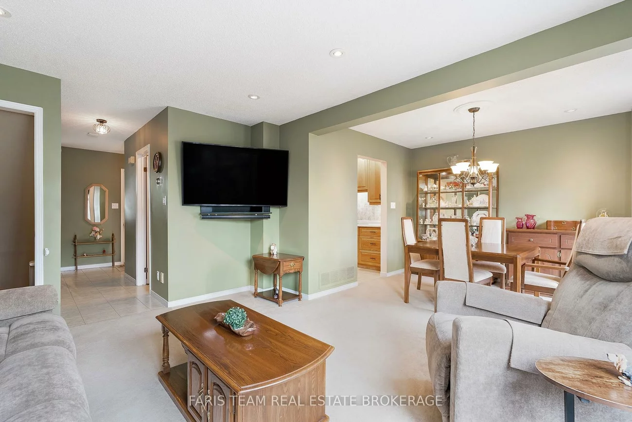 2275, Webb, Stroud, Innisfil