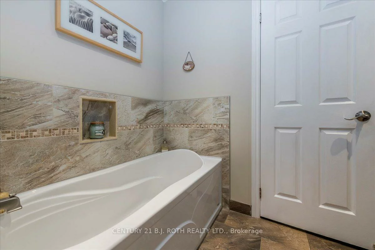 2834, Dempster, Stroud, Innisfil