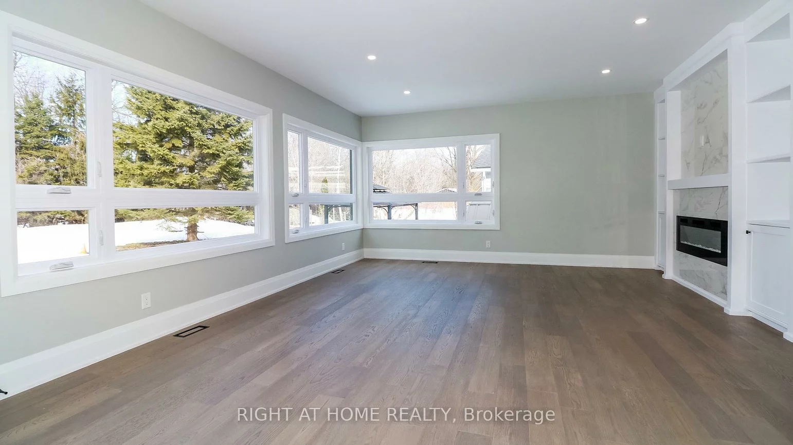 1012, Ferrier, Lefroy, Innisfil