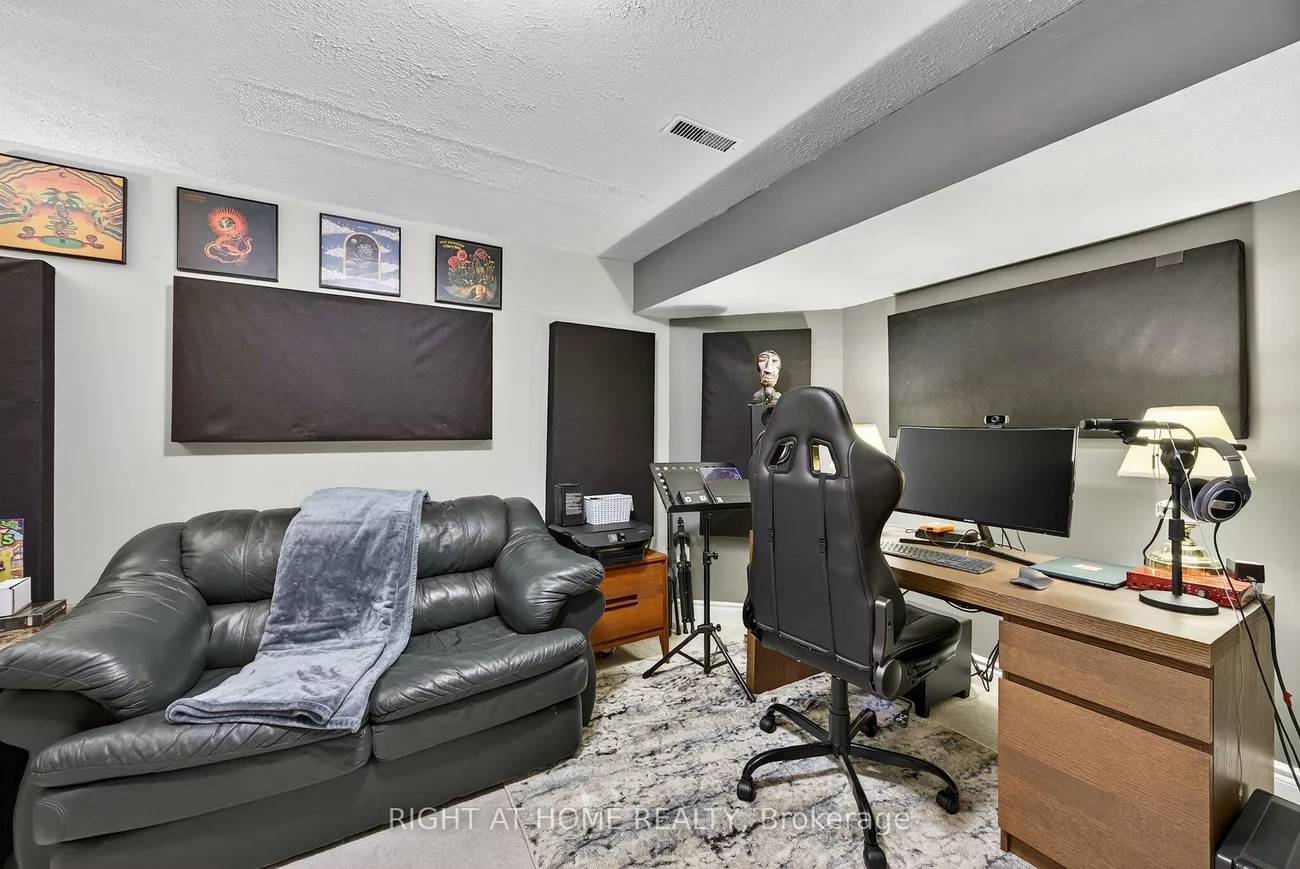 1012, Linden, Alcona, Innisfil