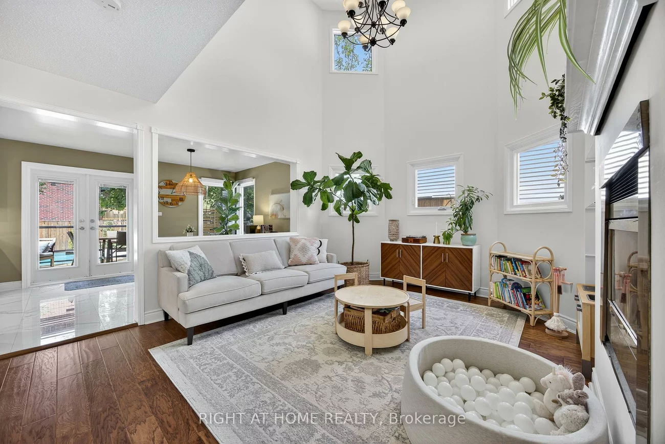 1012, Linden, Alcona, Innisfil