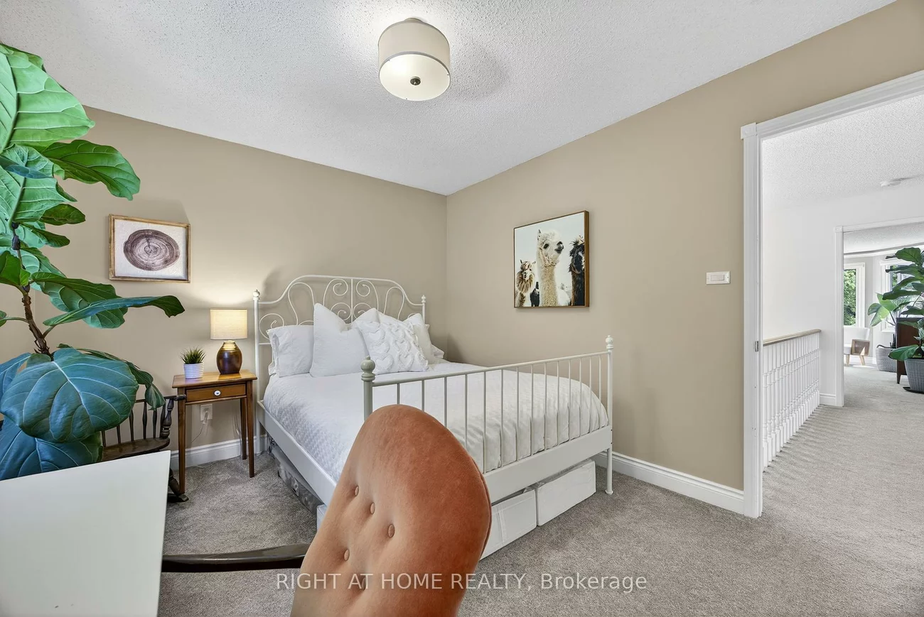 1012, Linden, Alcona, Innisfil