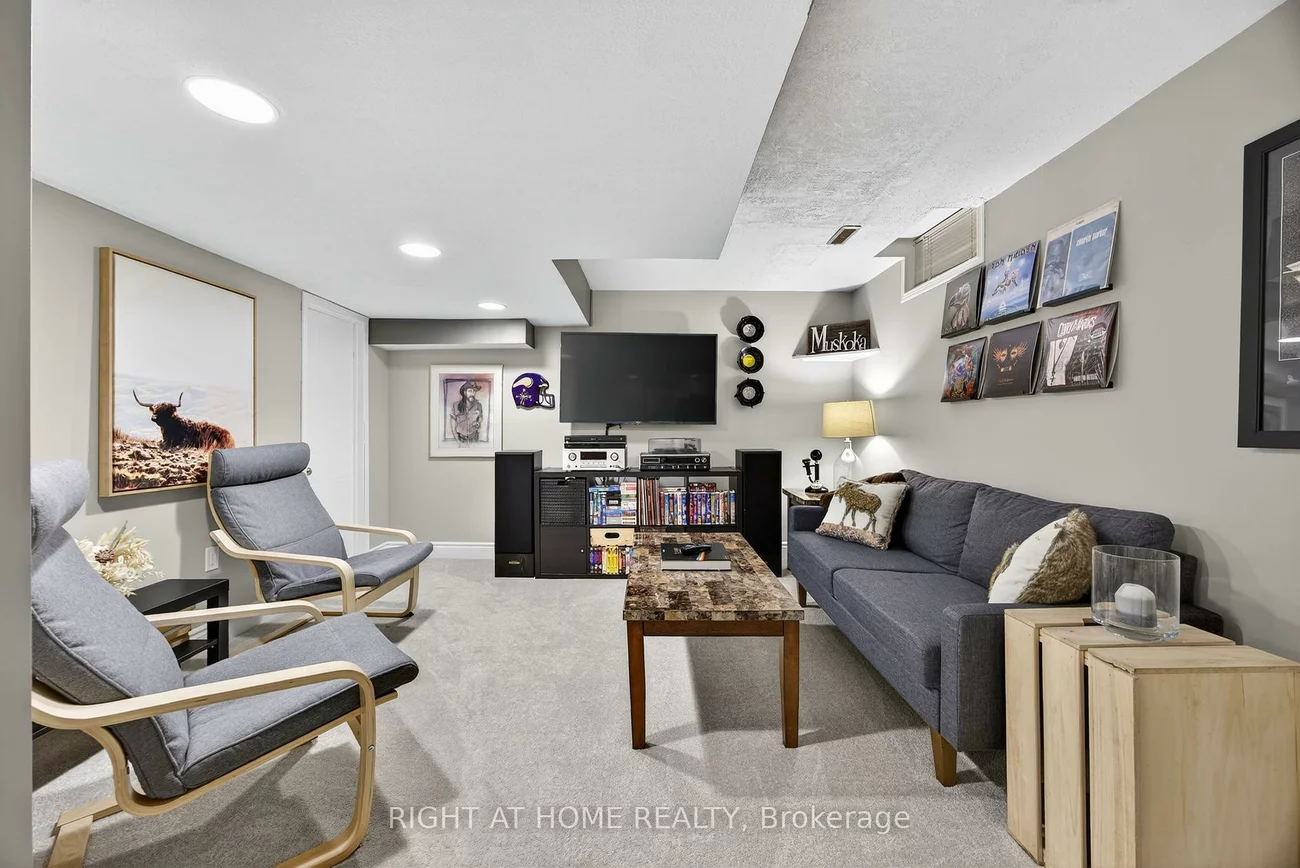 1012, Linden, Alcona, Innisfil