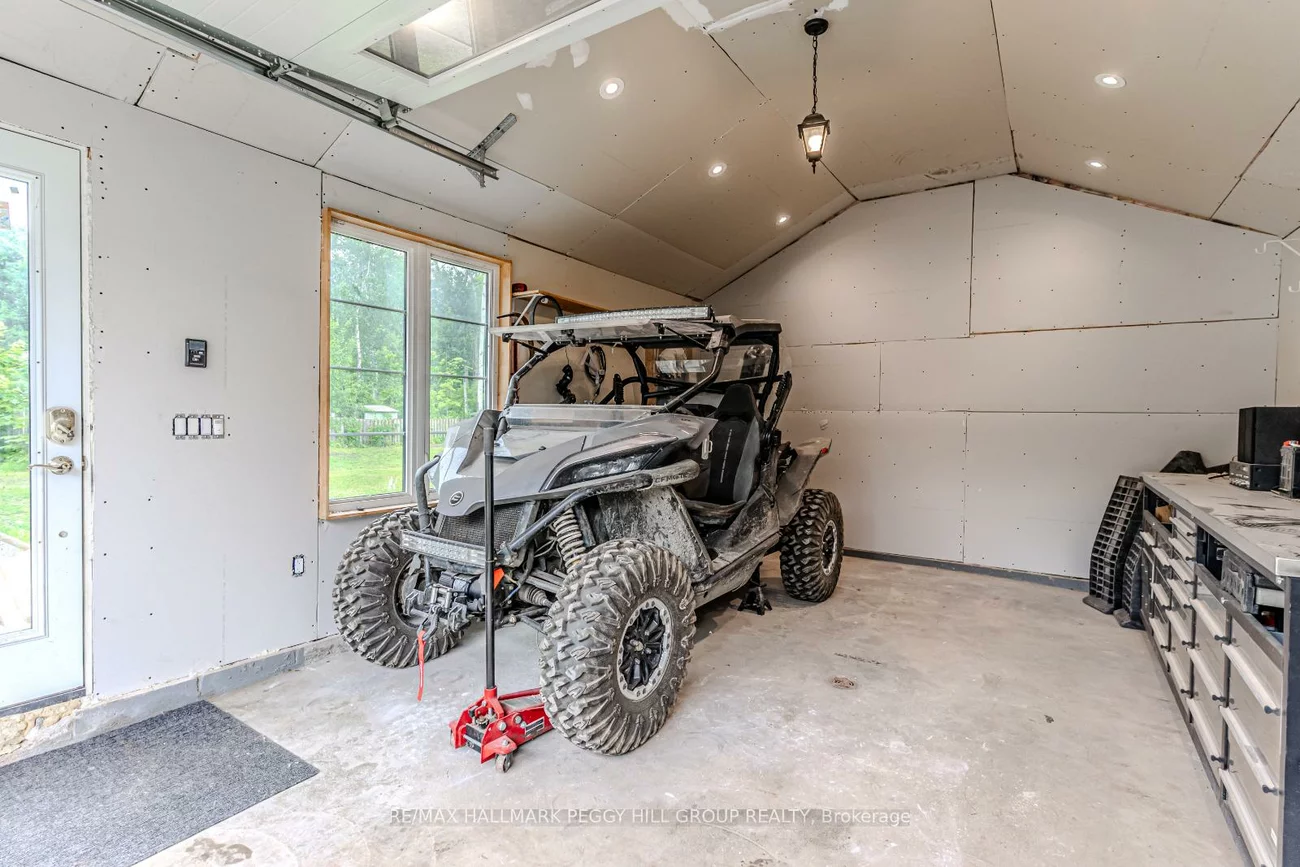 1011, Gilmore, Lefroy, Innisfil