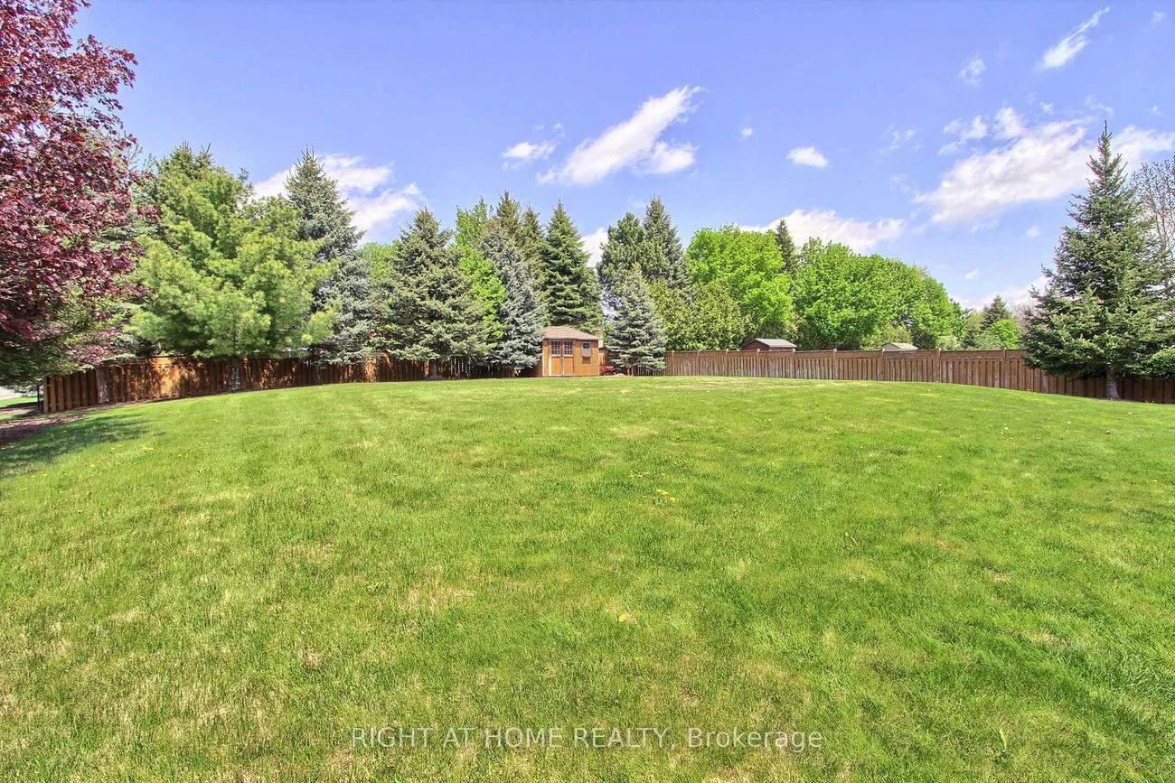 2706, Shering, Stroud, Innisfil
