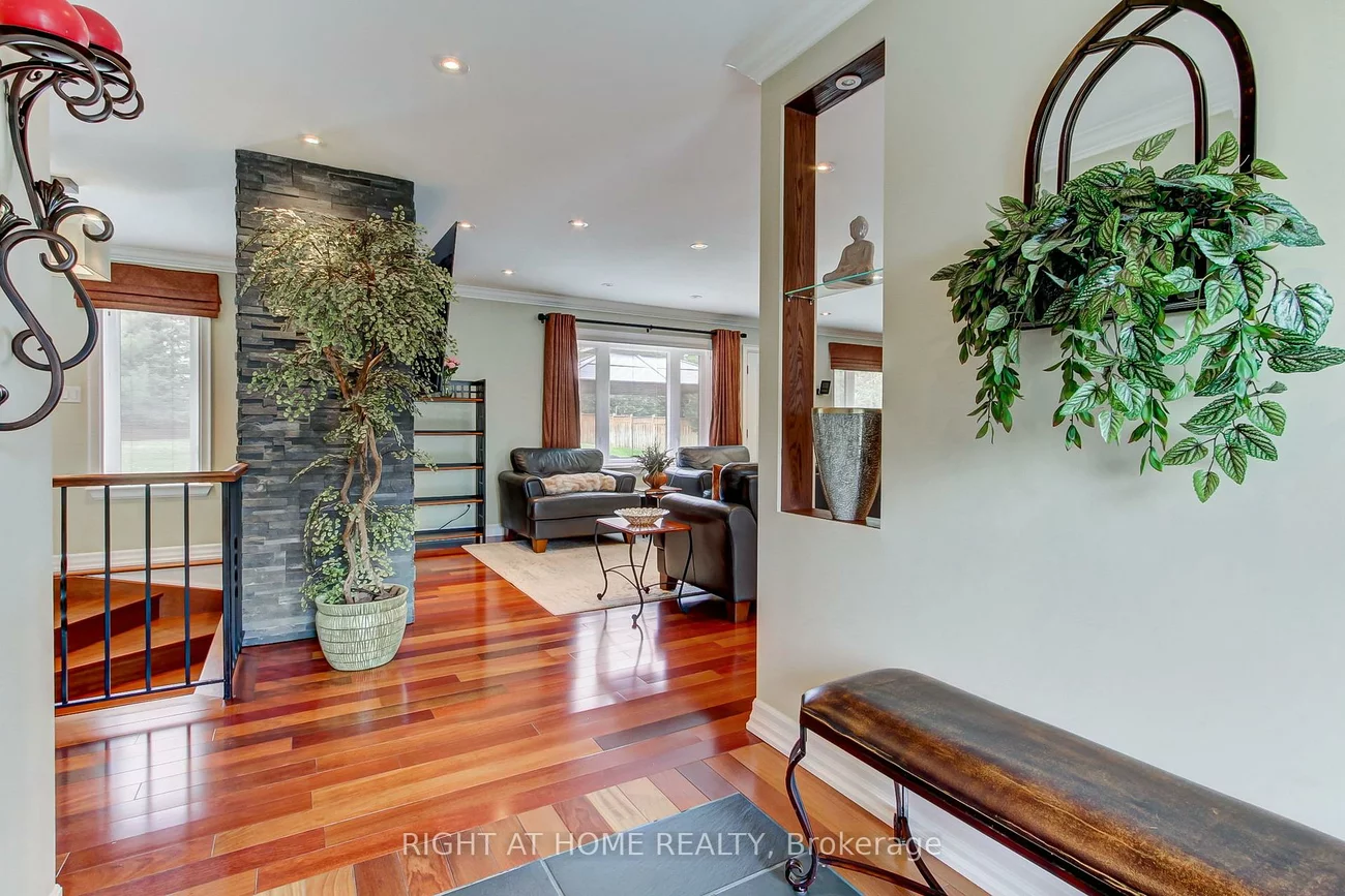 2706, Shering, Stroud, Innisfil