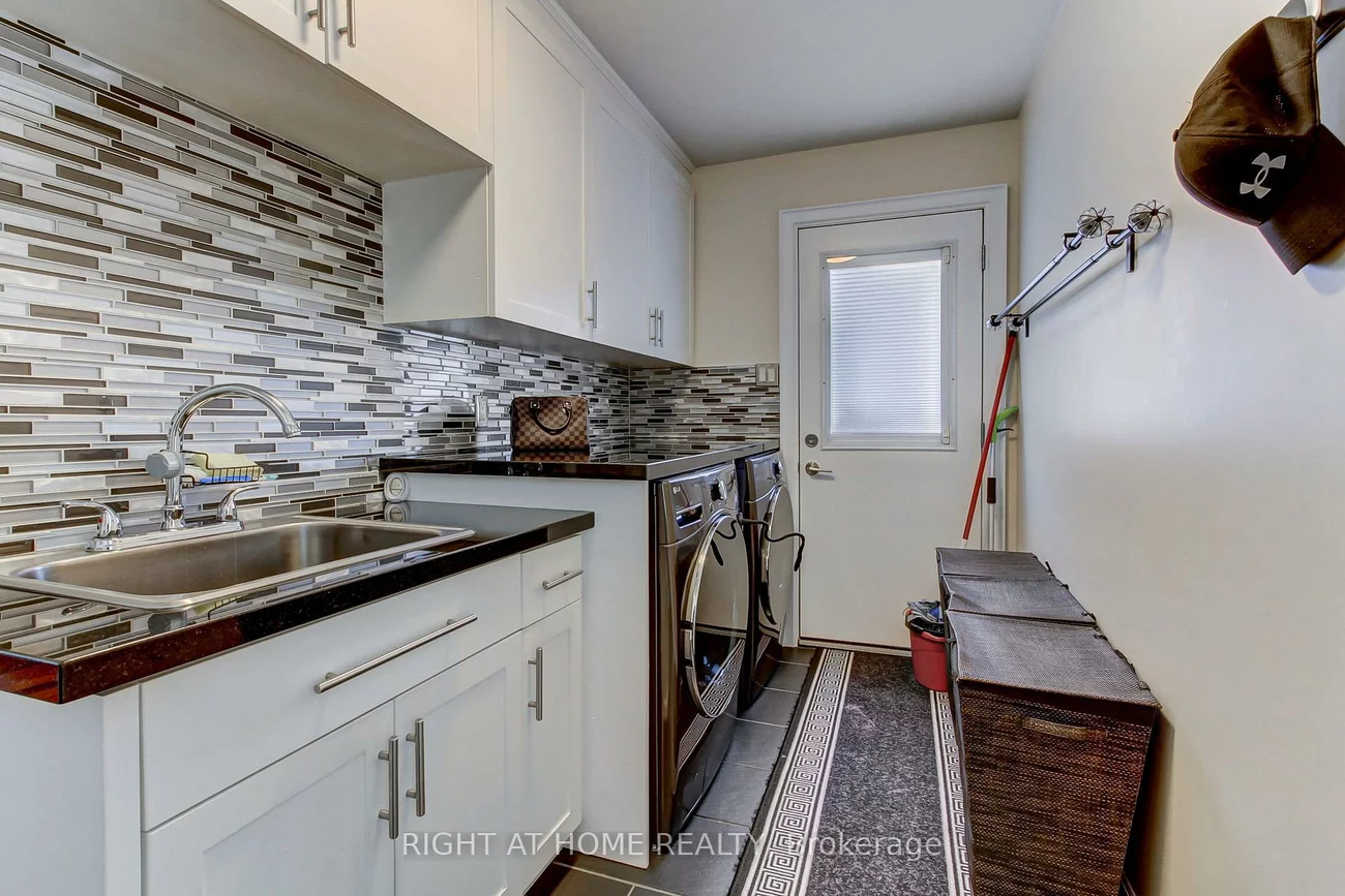 2706, Shering, Stroud, Innisfil