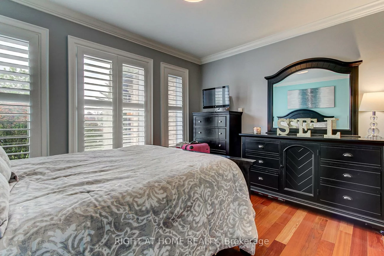 2706, Shering, Stroud, Innisfil