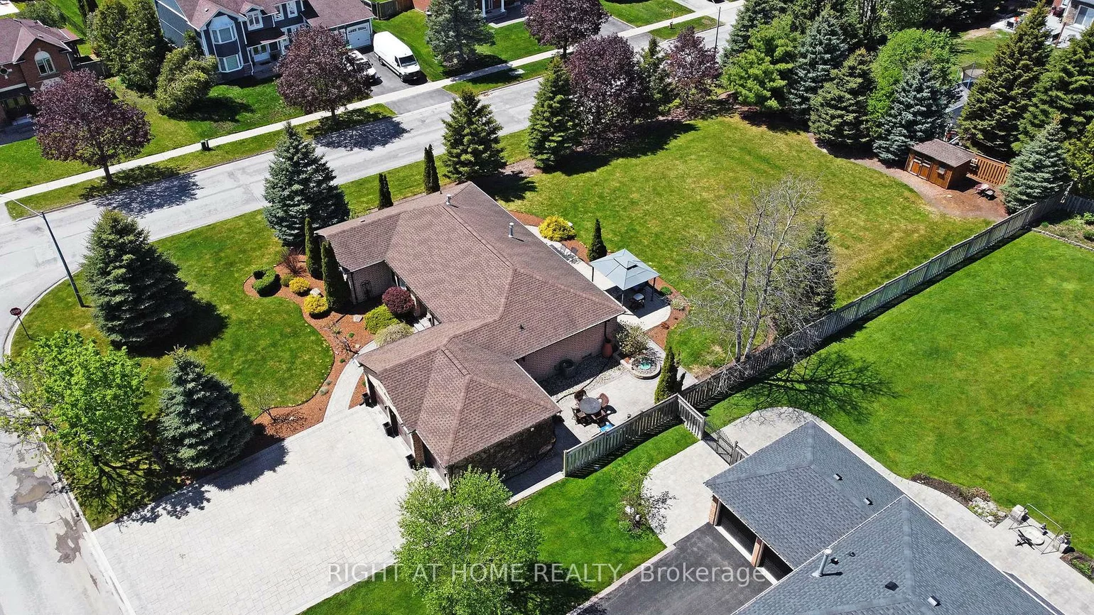 2706, Shering, Stroud, Innisfil