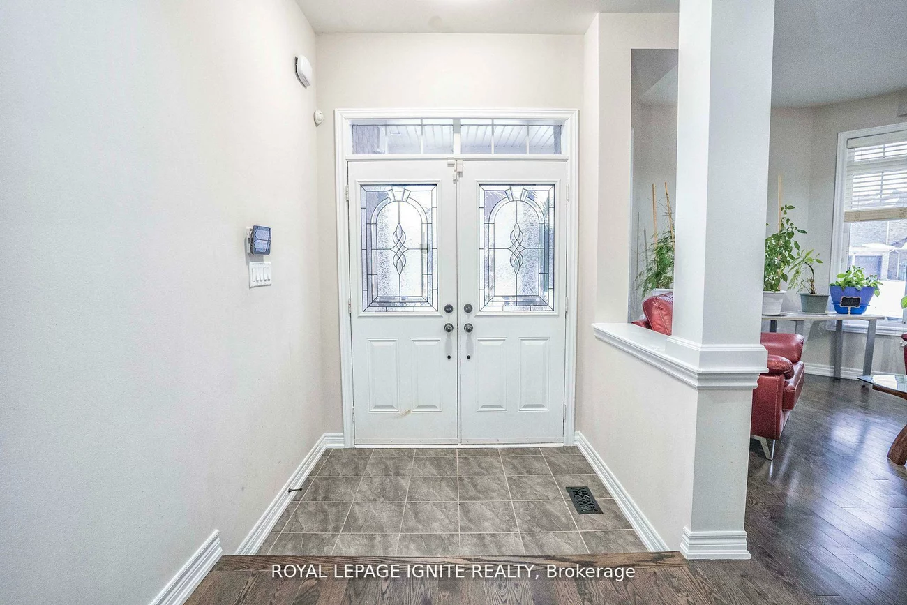 1382, Dallman, Lefroy, Innisfil