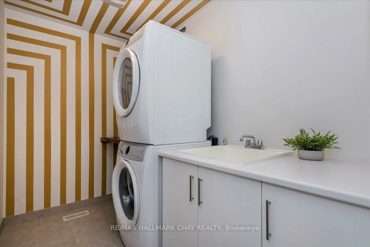 2127, Wilson, Alcona, Innisfil