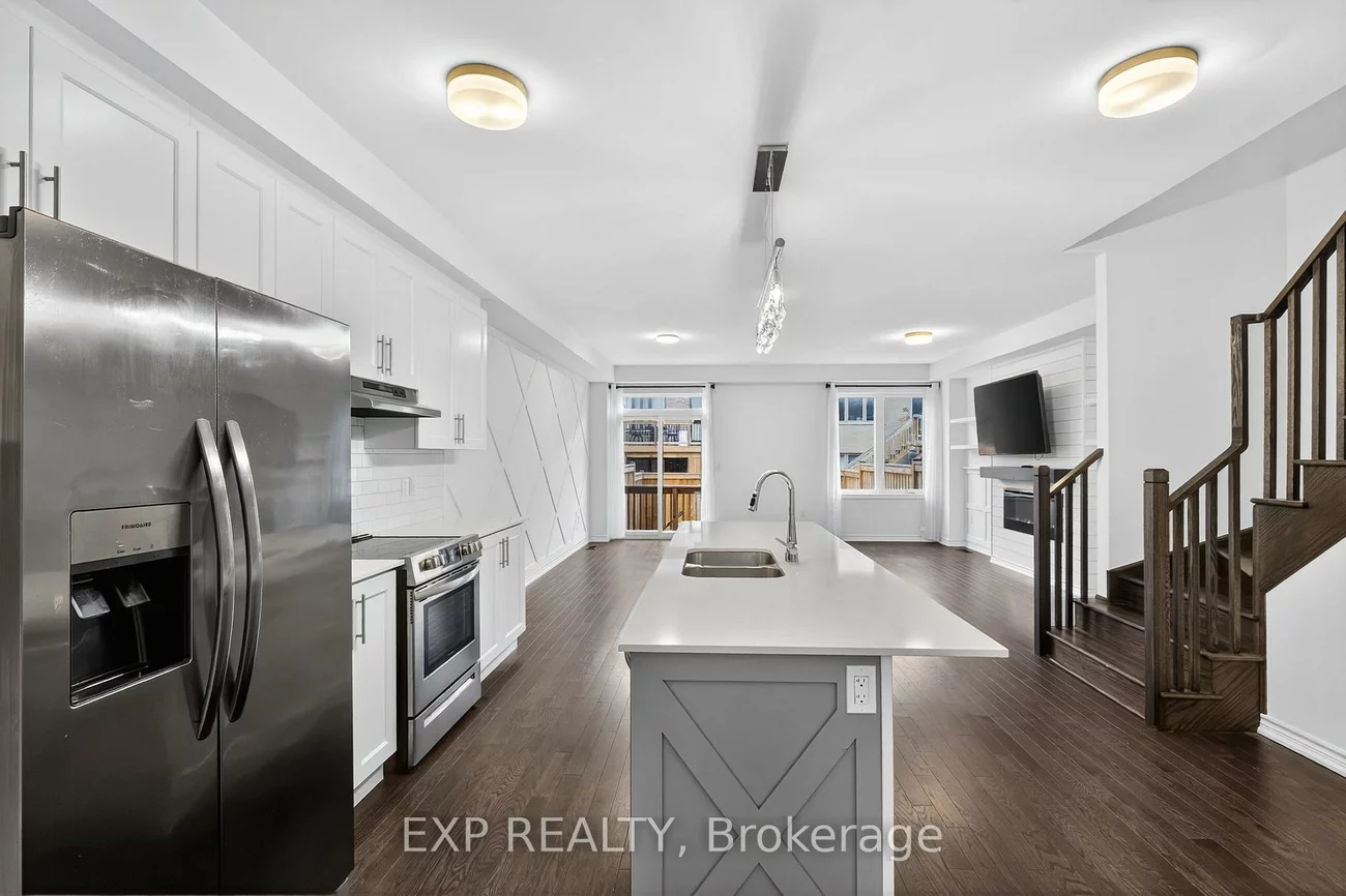 1467, Blackmore, Alcona, Innisfil