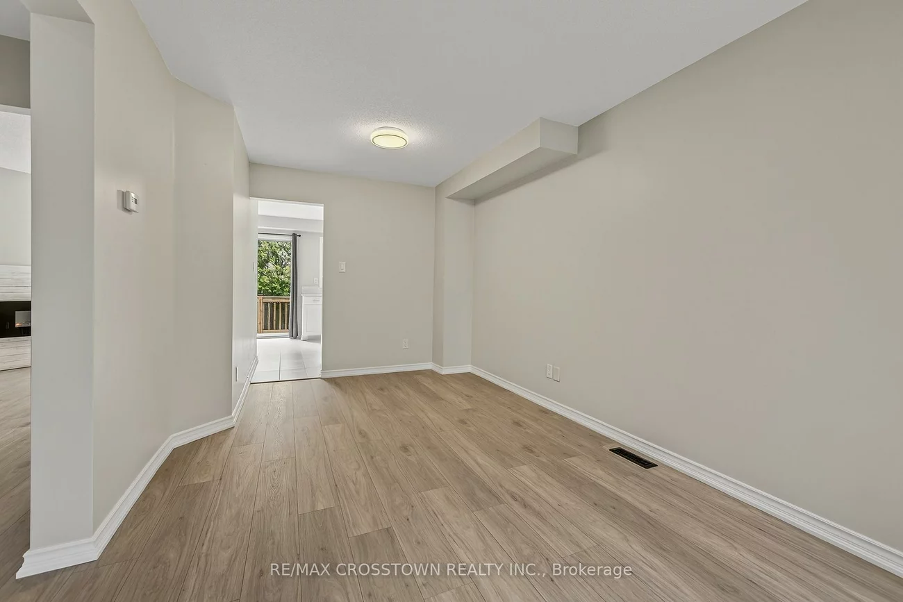 1271, Huron, Alcona, Innisfil