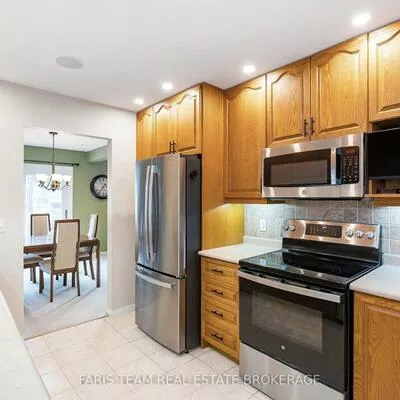 2275, Webb, Stroud, Innisfil