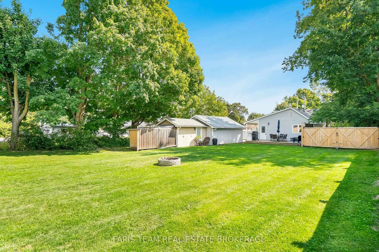 2108, Victoria, Stroud, Innisfil
