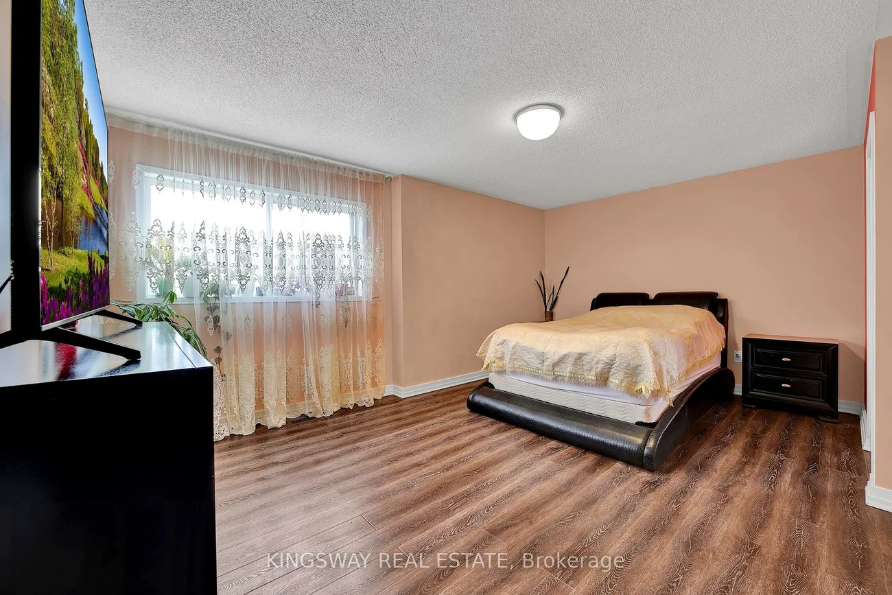 1139, ORIOLE, Alcona, Innisfil