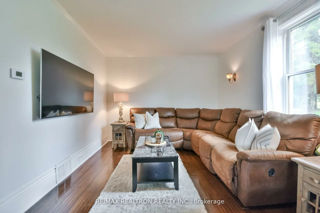5872, Yonge, Churchill, Innisfil