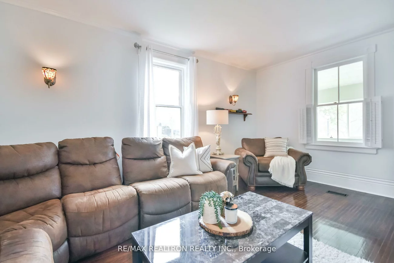 5872, Yonge, Churchill, Innisfil