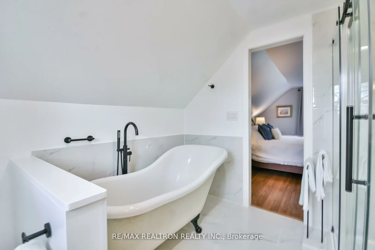 5872, Yonge, Churchill, Innisfil