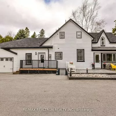 5872, Yonge, Churchill, Innisfil