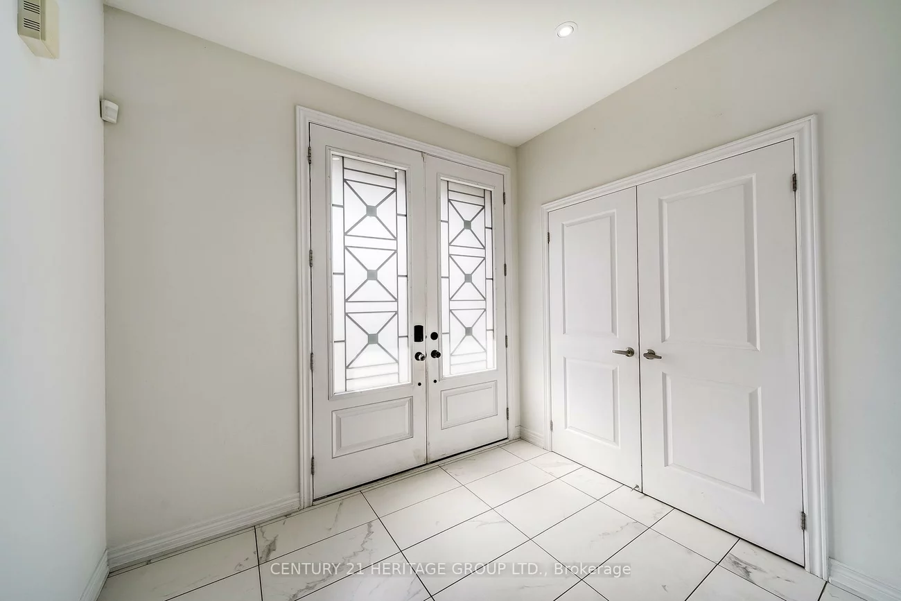 1961, McNeil, Alcona, Innisfil