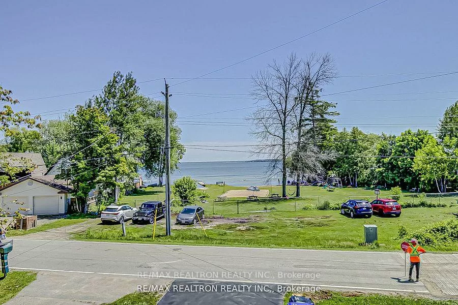 2439, Wallace, Alcona, Innisfil