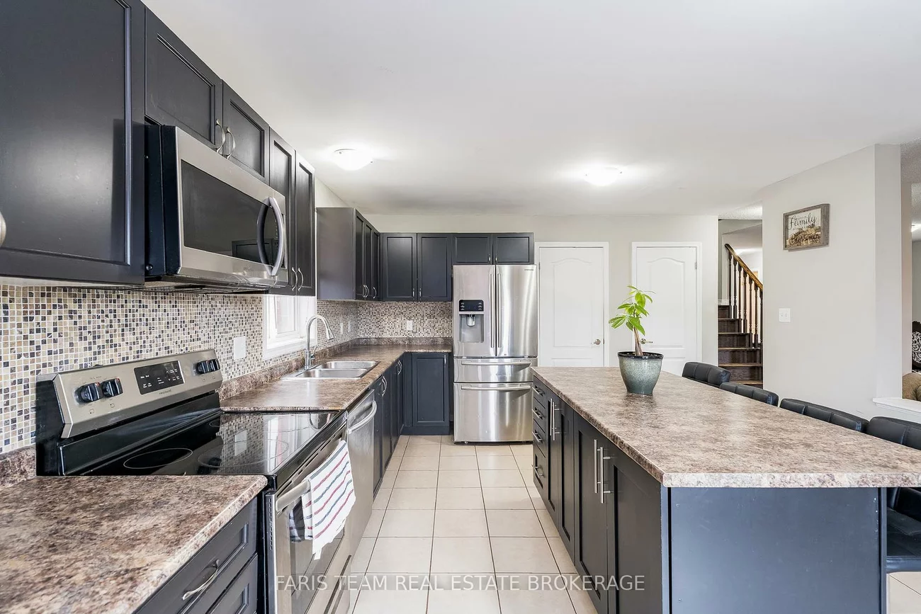 1373, Hunter, Alcona, Innisfil