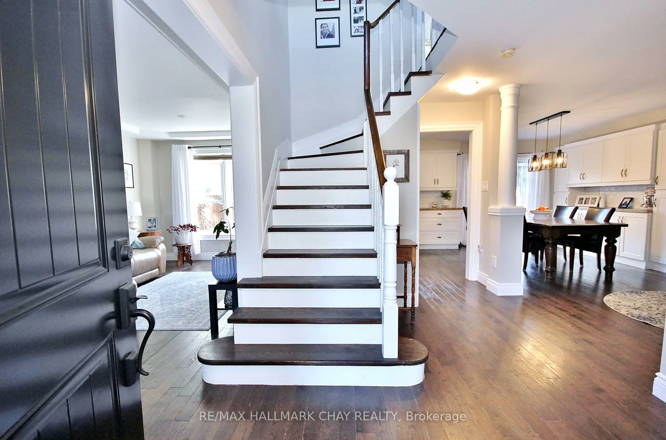 1084, Winnifred, Alcona, Innisfil